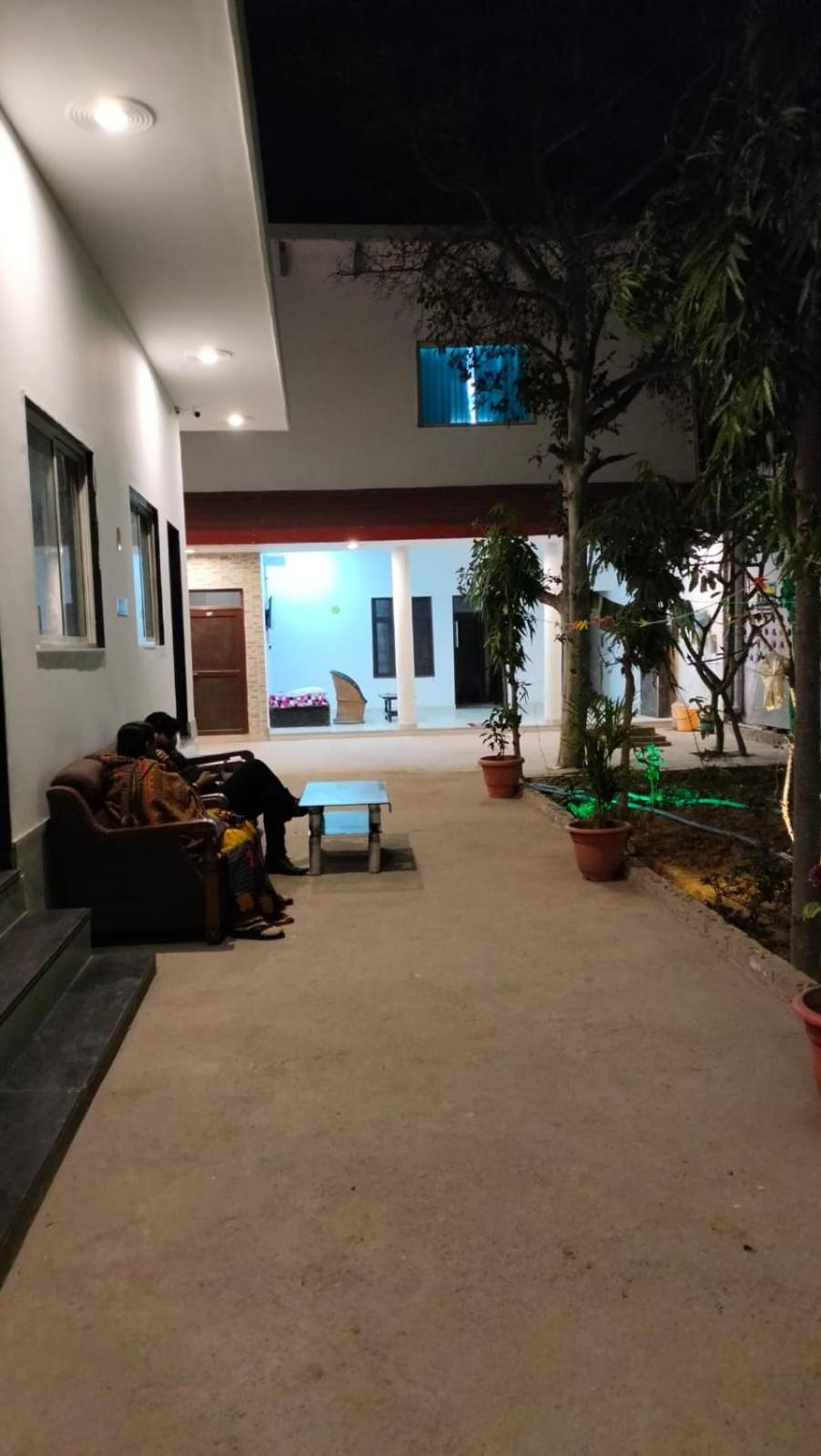 Maa Gayatri Dham Hotel Vrindávan Kültér fotó